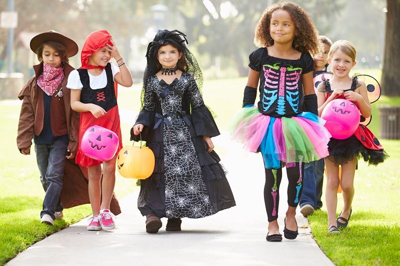 Picture of children dressed up trick or treating